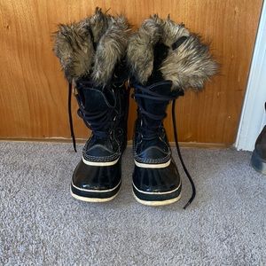 Sorel Joan of arctic waterproof winter boots